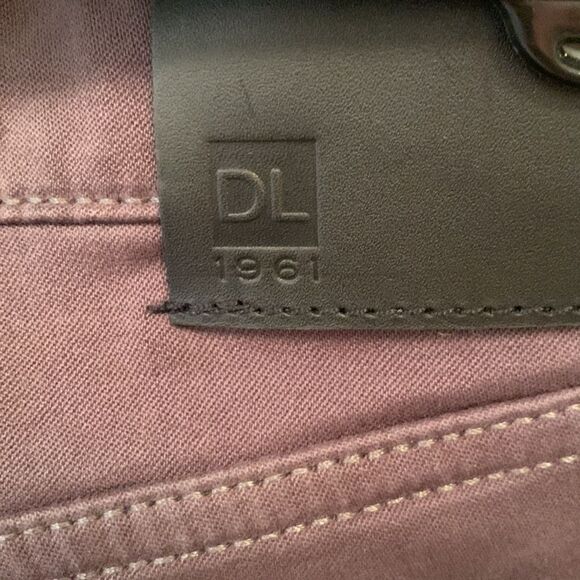 DL1961 jeans 28x28 - Picture 3 of 8